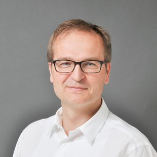 Dr. med. Roman Blazek