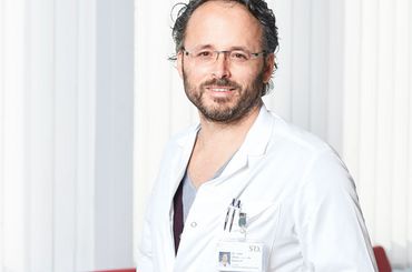 Dr. med. Oliver Schmidt, Chefarzt Wirbelsäulenmedizin